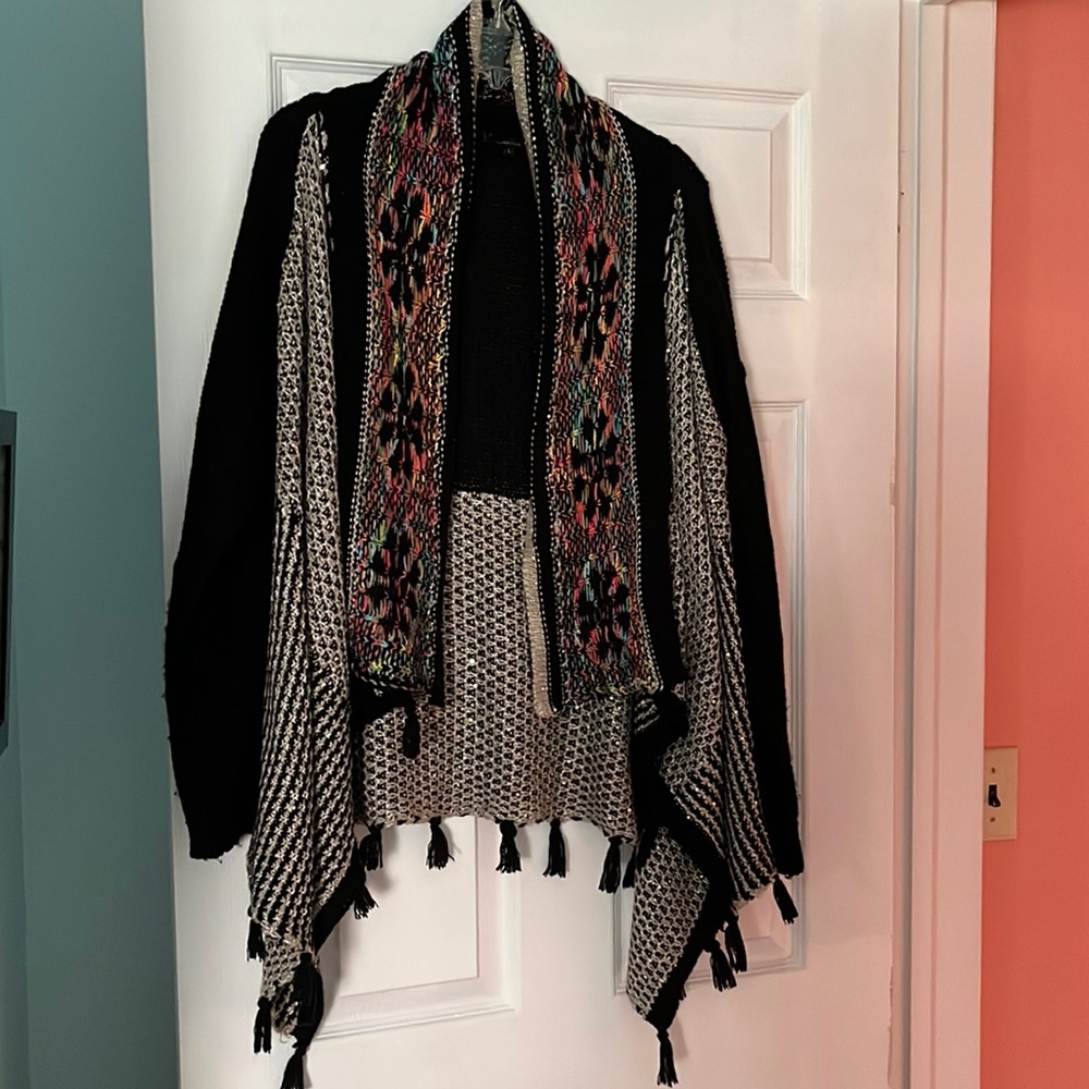Solo Tintoreria gorgeous sweater size L